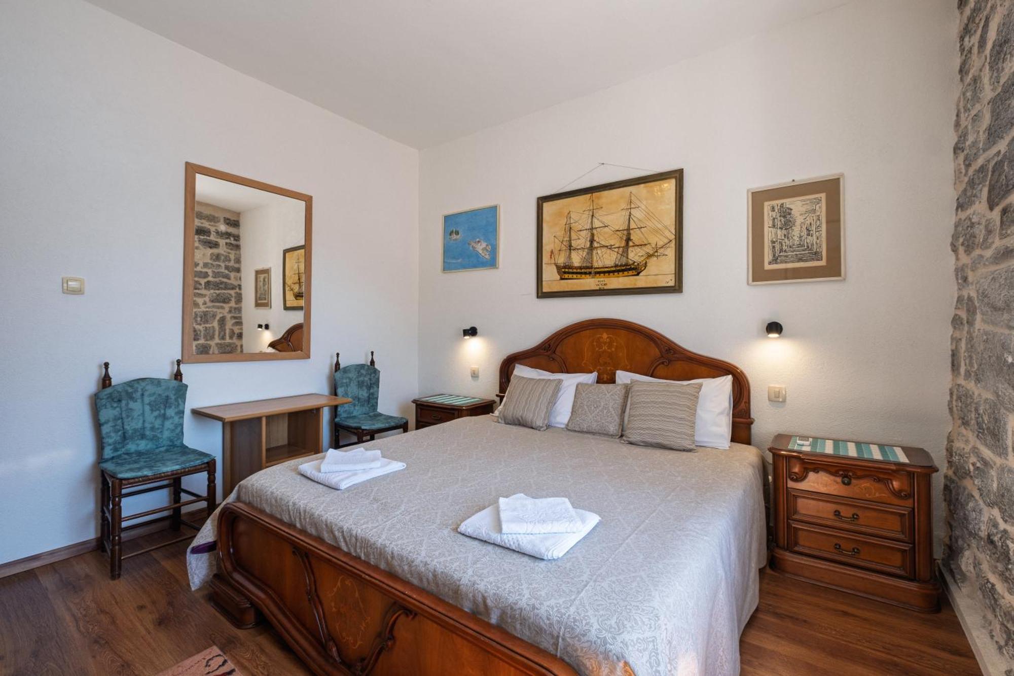 Bluemarine Rooms & Apartments Perast Exterior photo
